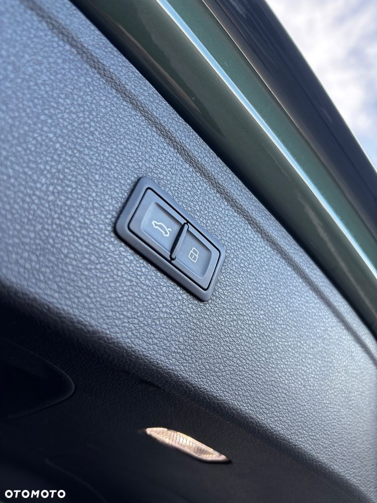 Audi Q5 40 TDI quattro S tronic S line business - 30