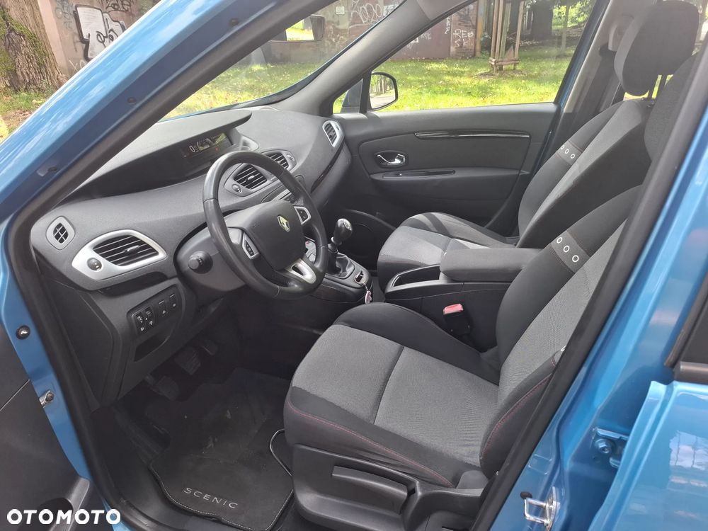 Renault Scenic ENERGY TCe 115 Bose Edition - 12