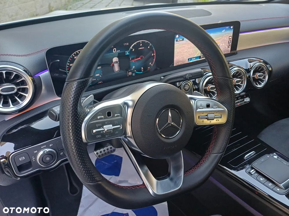 Mercedes-Benz CLA 200 d Shooting Brake 8G-DCT Edition AMG Line - 12