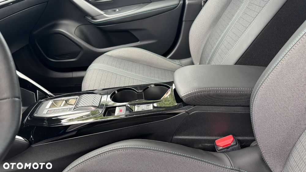 Peugeot 2008 Allure Pack - 10