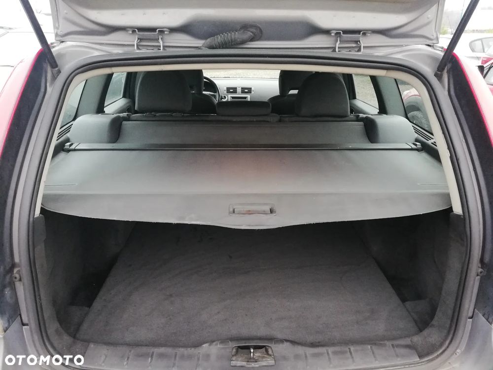 Volvo V50 1.6D DPF Momentum - 8