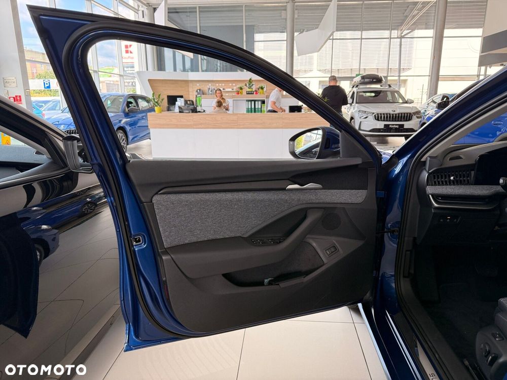 Skoda Superb 2.0 TSI Edition 130 DSG - 13