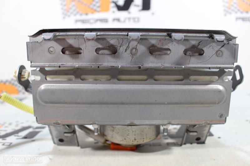 Airbag De Passageiro Mitsubishi Lancer Viii (Cy_A, Cz_A)  7030A060 / A - 6