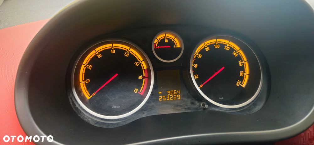 Opel Corsa - 7