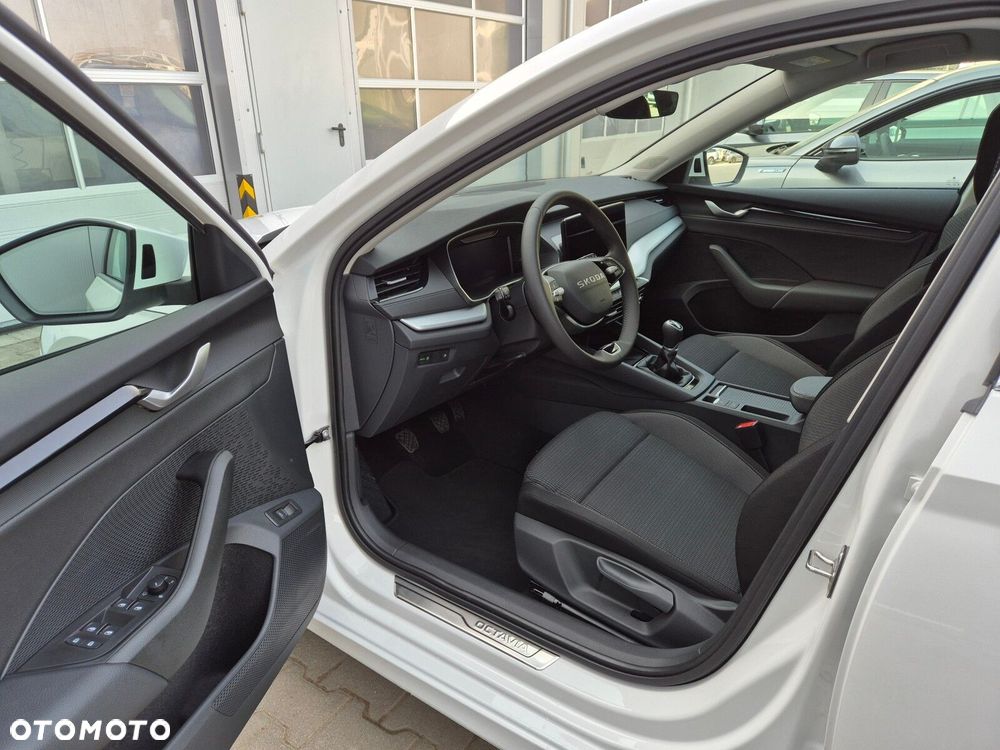 Skoda Octavia 1.5 TSI Selection - 11
