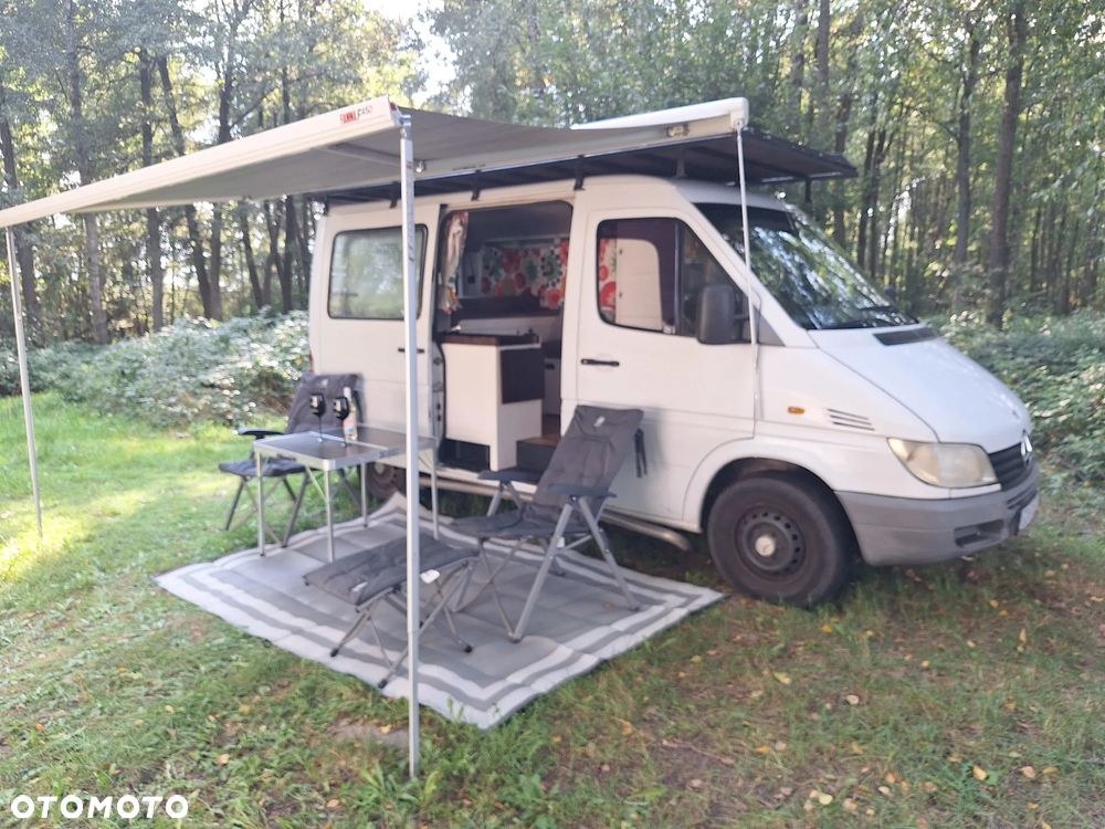 Mercedes-Benz Sprinter - 1