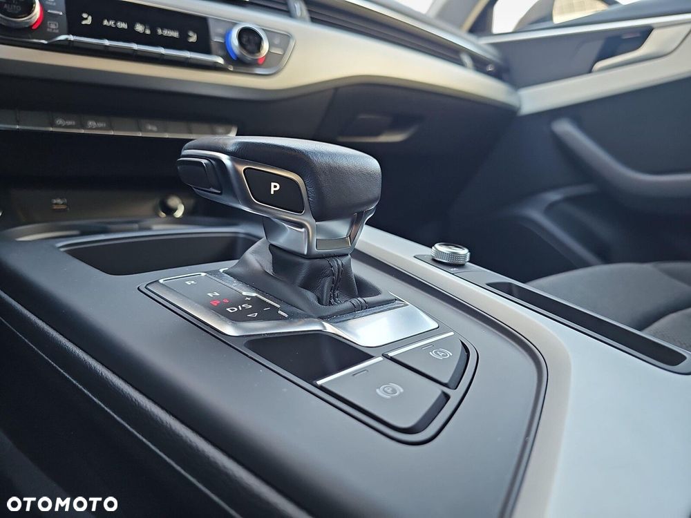 Audi A4 Limousine - 19