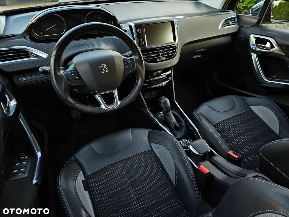 Peugeot 2008 120 VTI Allure - 20