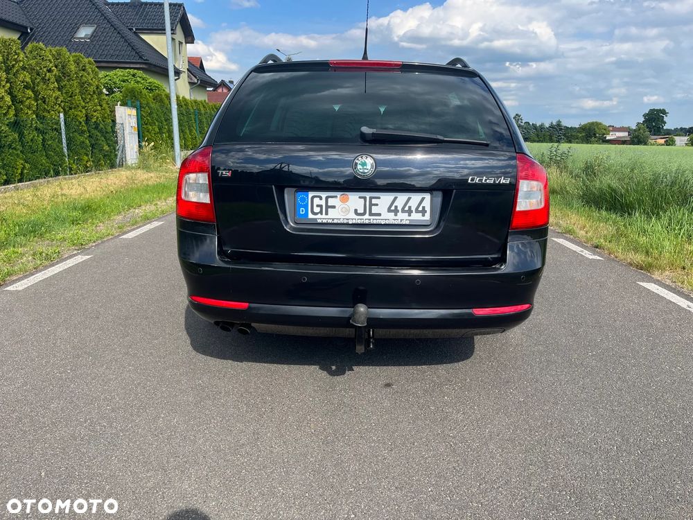 Skoda Octavia 1.8 T Combi Elegance - 6