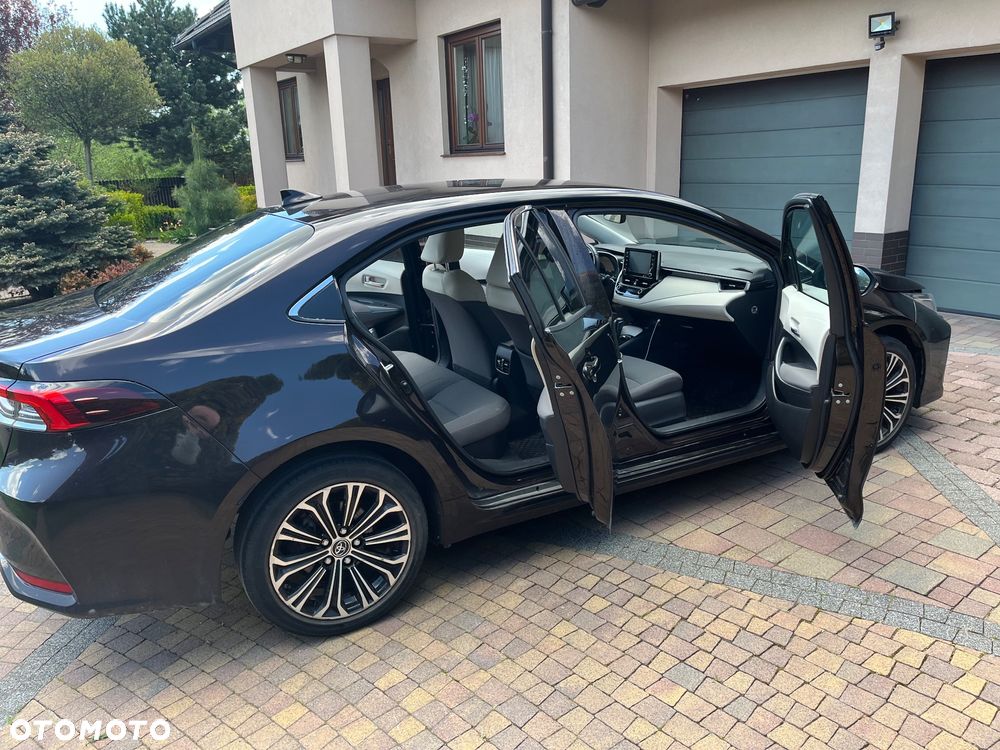 Toyota Corolla 2.0 Hybrid Comfort - 9