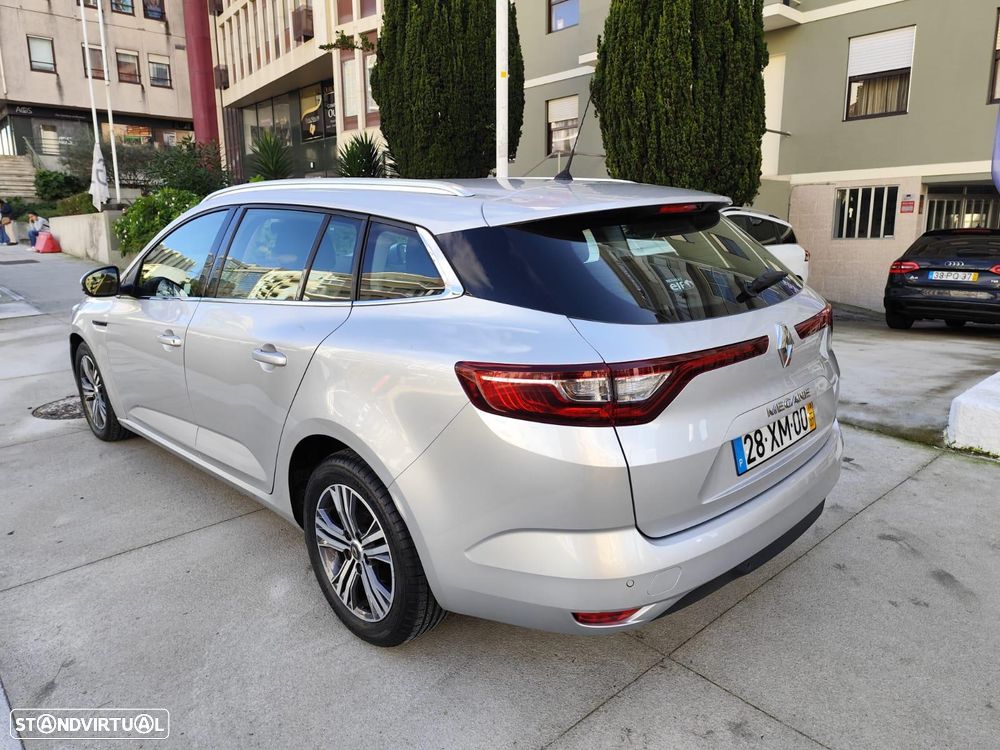 Renault Mégane Sport Tourer ENERGY dCi 110 EDC BUSINESS - 4