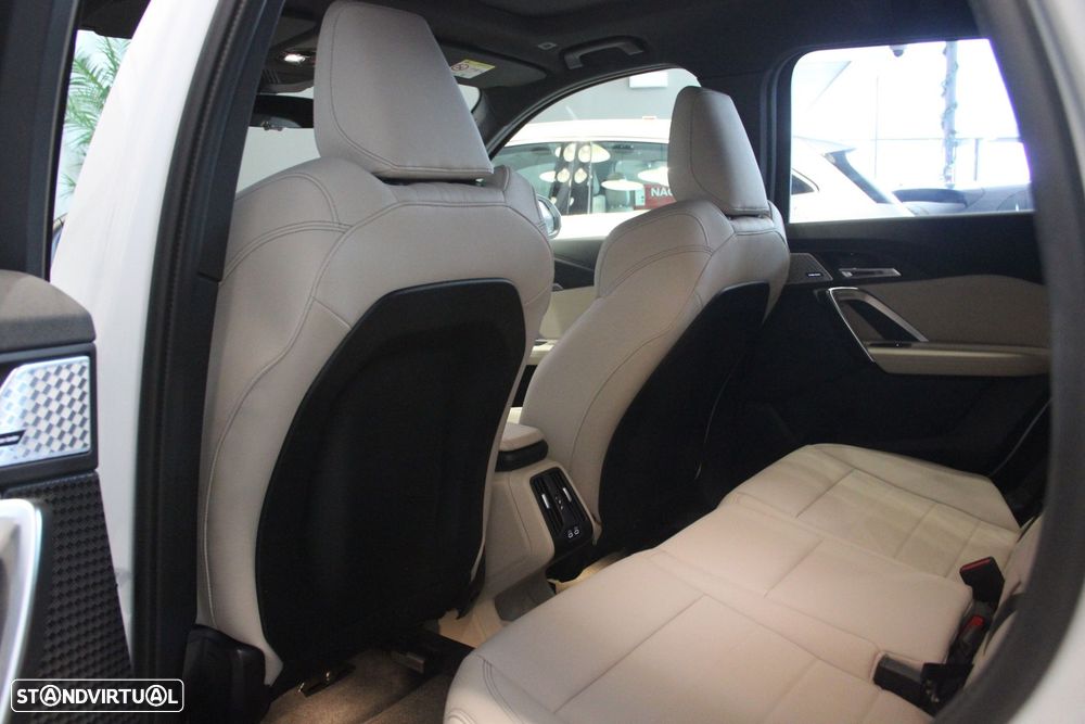 BMW X1 xDrive25e Pack Desportivo M - 18