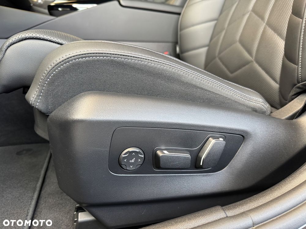 BMW Seria 5 520d xDrive - 21