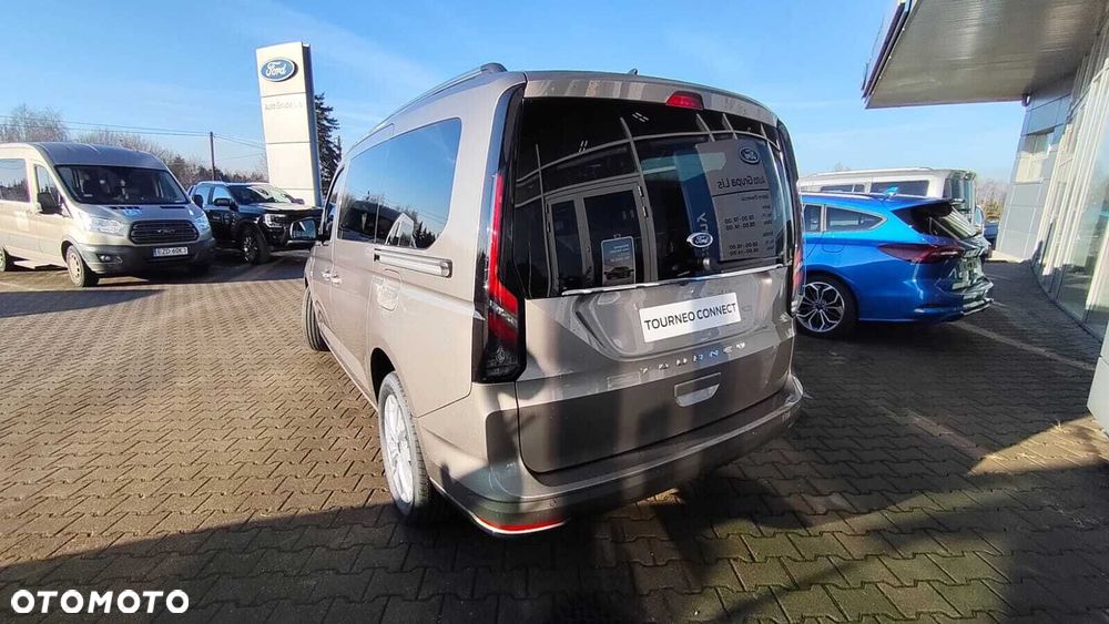 Ford Tourneo Connect - 8