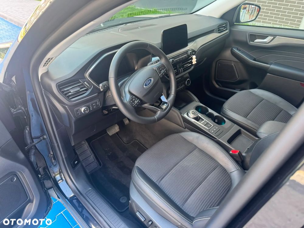 Ford Kuga - 9