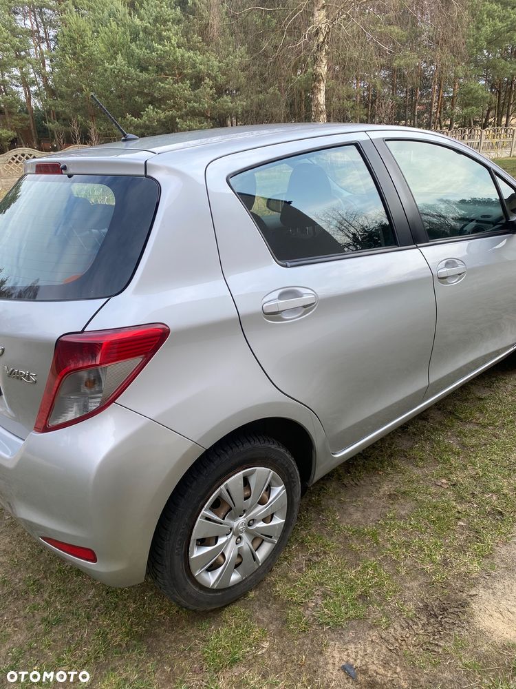 Toyota Yaris - 15