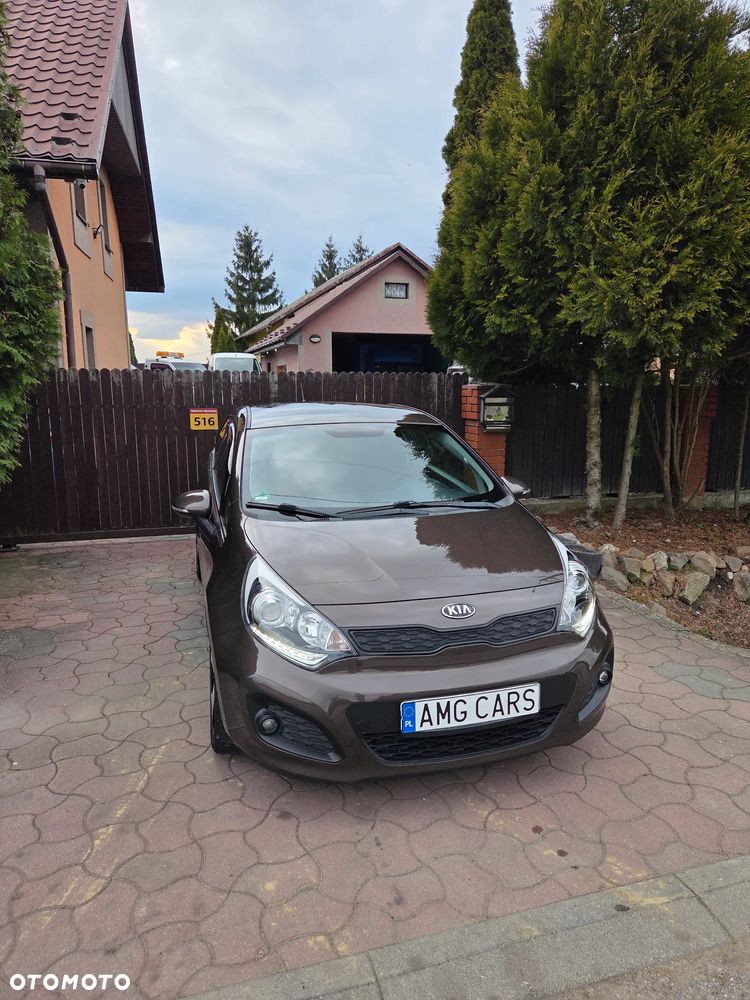 Kia Rio 1.2 XL - 4