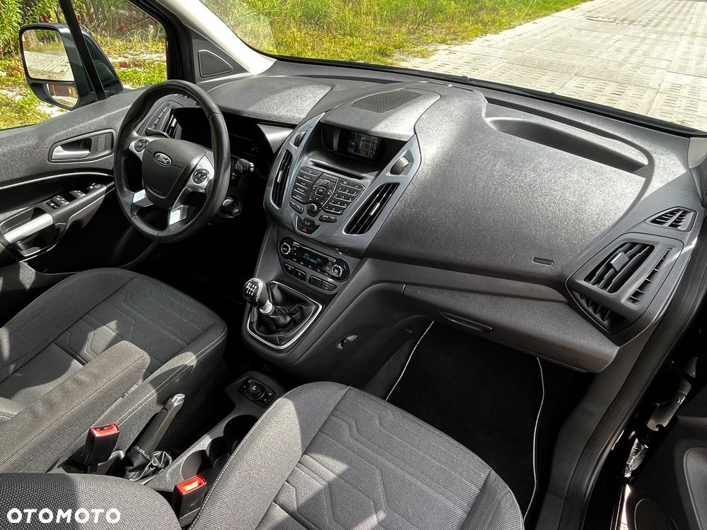 Ford Tourneo Connect Grand - 5