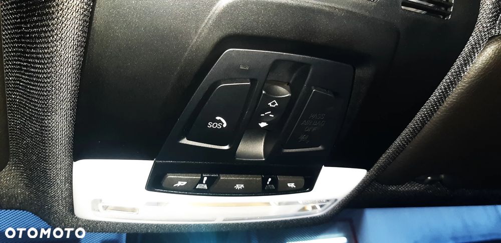 BMW Seria 3 335i xDrive - 14