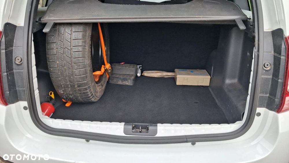 Dacia Duster 1.6 - 6