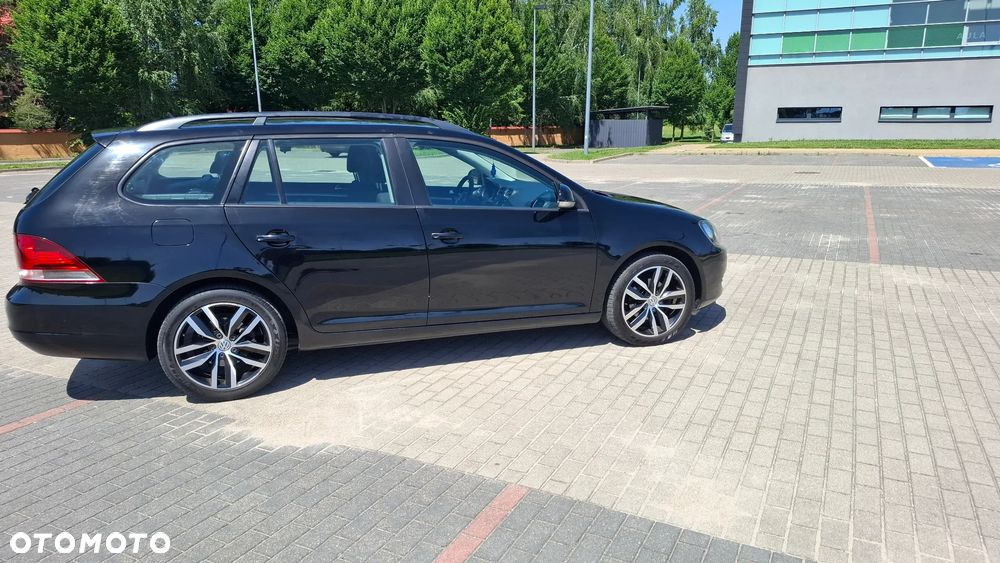 Volkswagen Golf 1.6 TDI Comfortline - 8