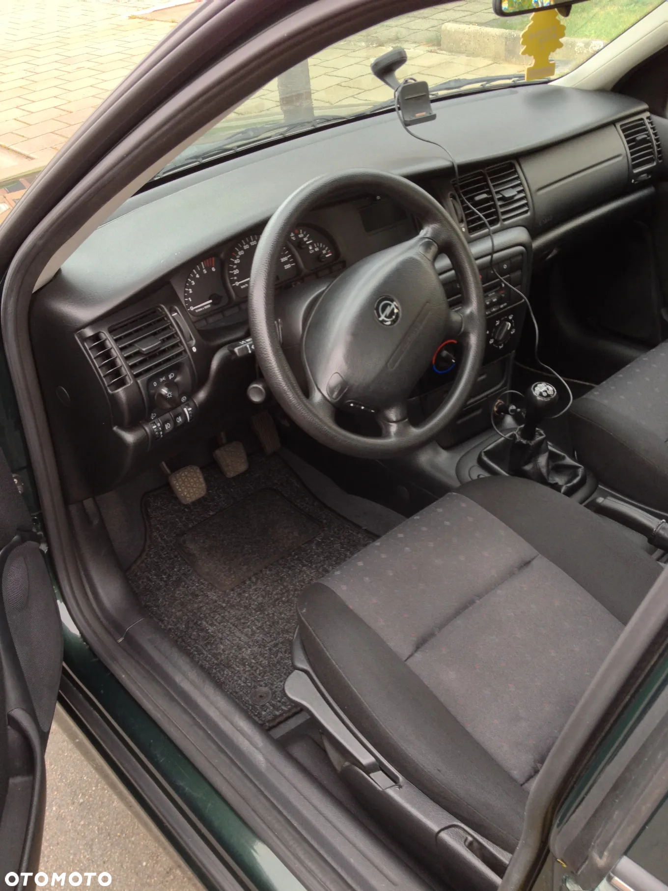 Opel Vectra - 7