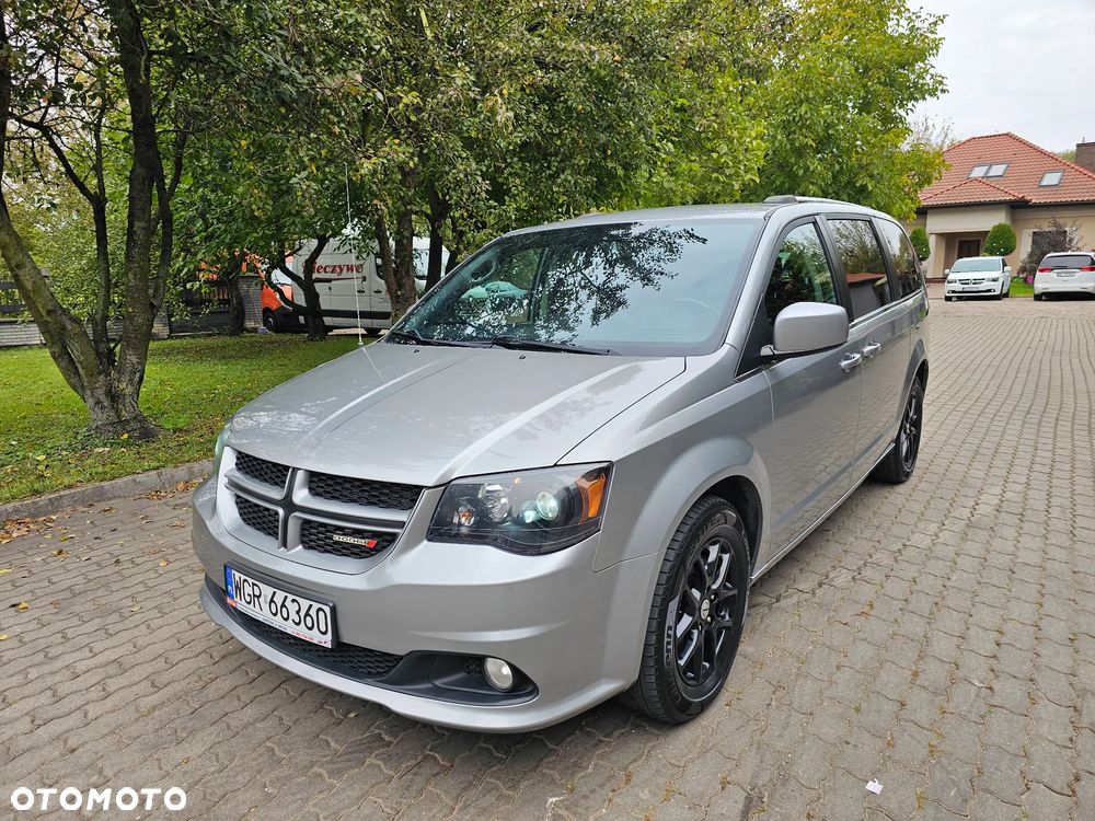 Dodge Grand Caravan - 23
