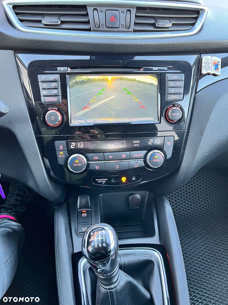 Nissan Qashqai 1.2 DIG-T Visia EU6 - 21