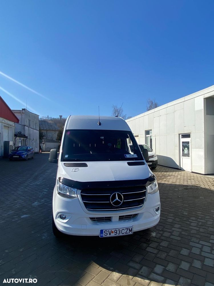Mercedes-Benz Sprinter - 2