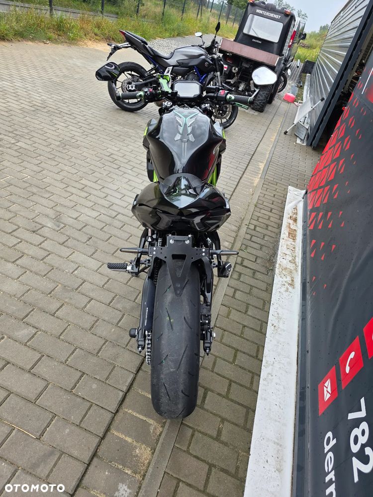 Kawasaki Z 650 - 16