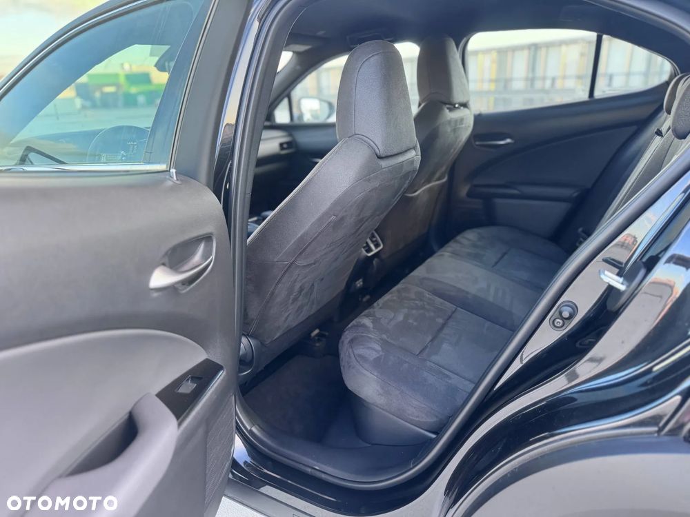 Lexus UX 200 GPF Elegance 2WD - 18