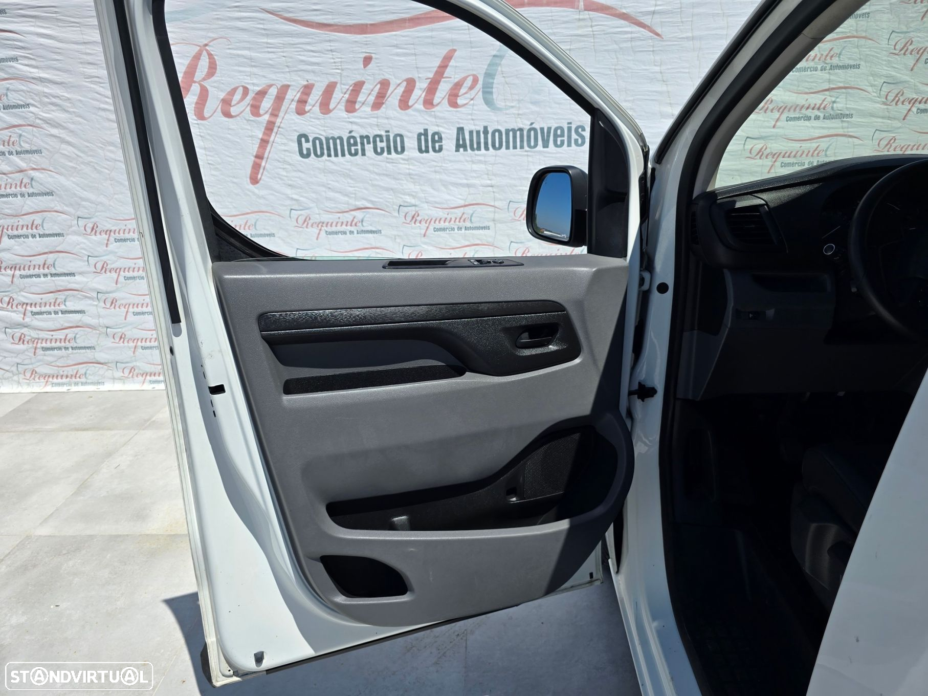 Peugeot Expert 2.0 BlueHDi L2H1 Pro Standard - 28