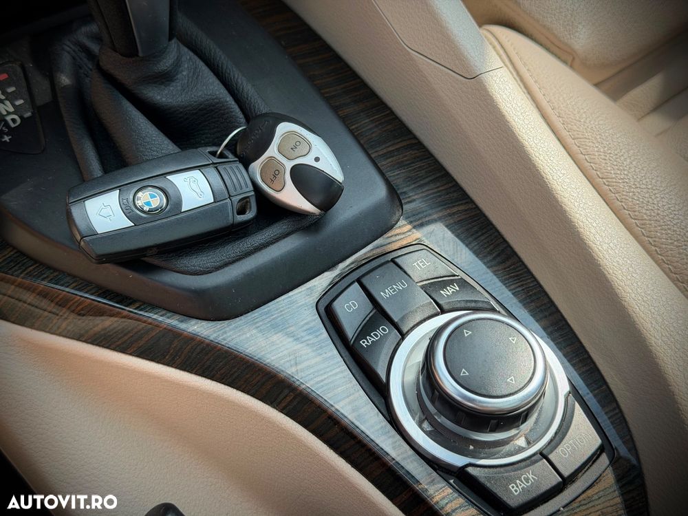 BMW X1 - 28