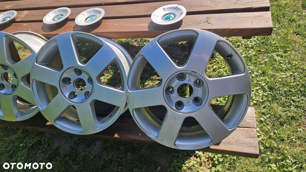 Skoda Felgi Aluminiowe 5x112 6,5J/16' ET50 - 3
