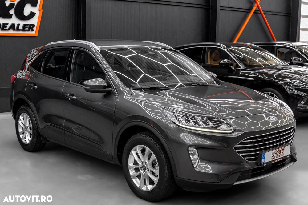 Ford Kuga 2.5 Duratec FHEV FWD Titanium - 24