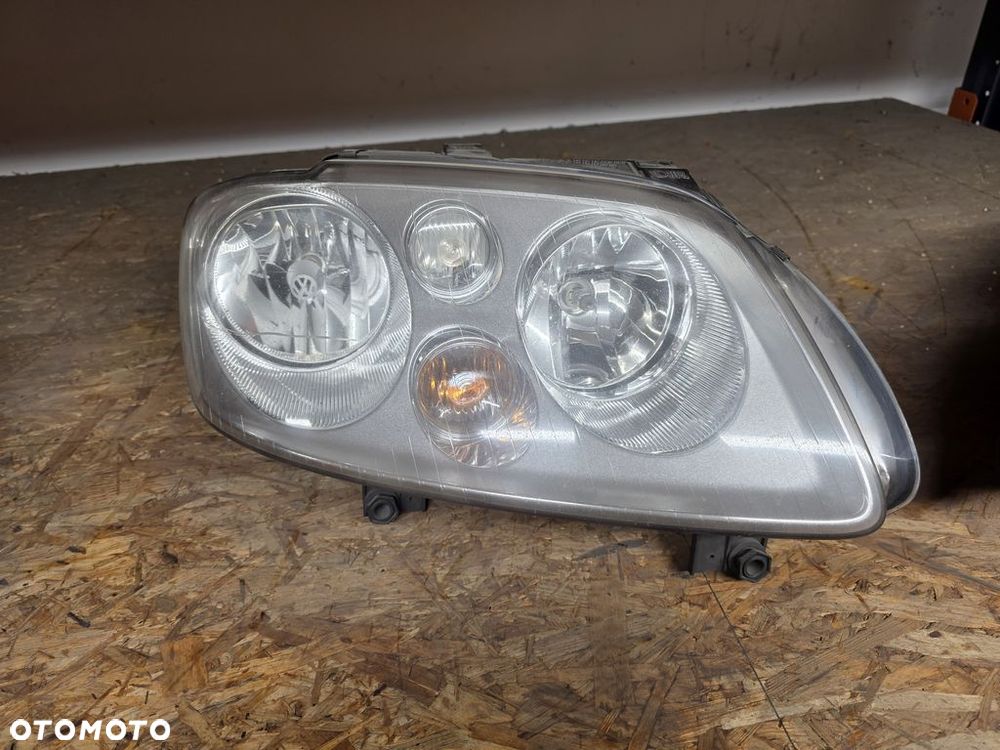 VOLKSWAGEN TOURAN I LAMPA PRZEDNIA PRAWA  ANGLIK 1T0941006 - 1