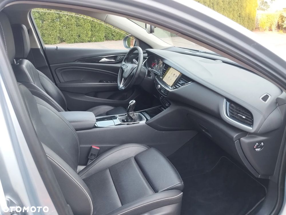 Opel Insignia 2.0 CDTI Executive S&S - 8