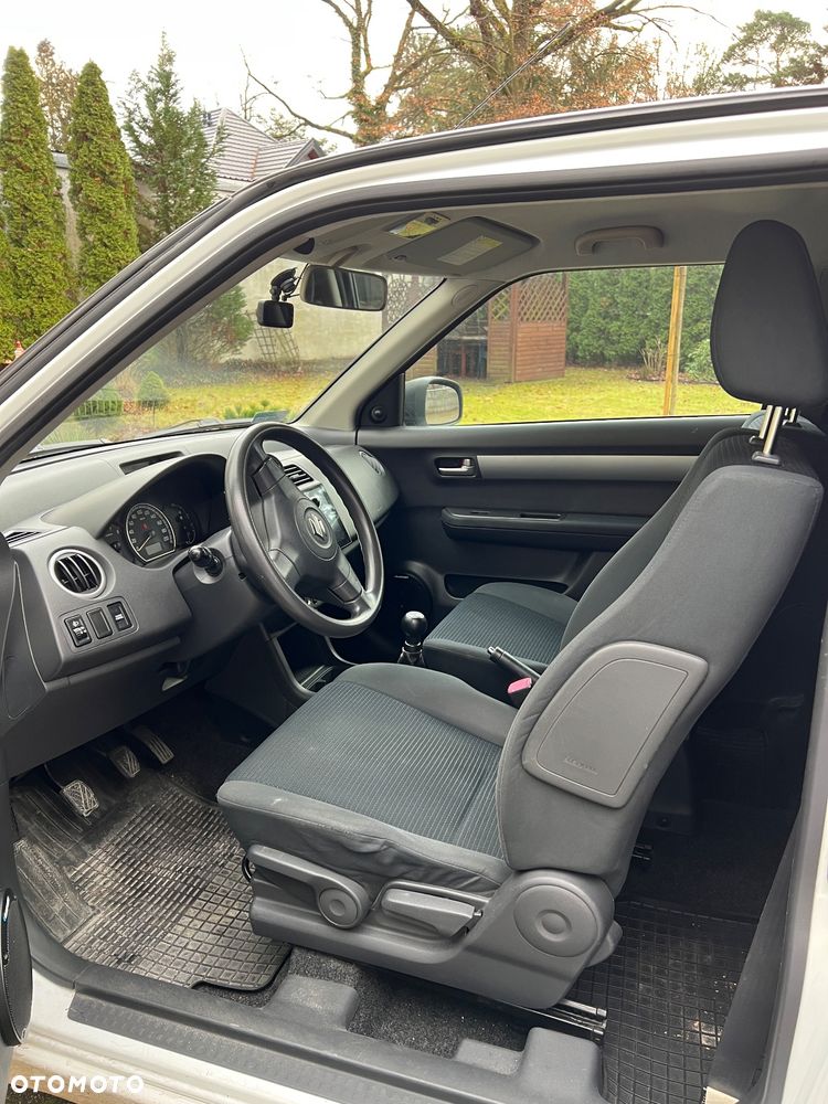 Suzuki Swift 1.3 Club - 21