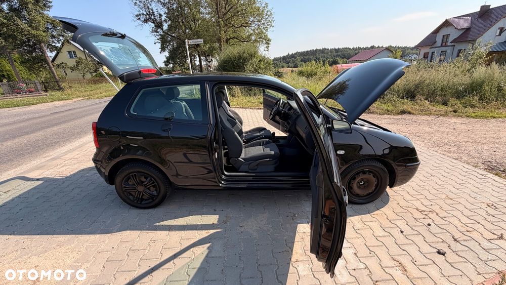 Volkswagen Polo 1.4 16V Trendline - 2