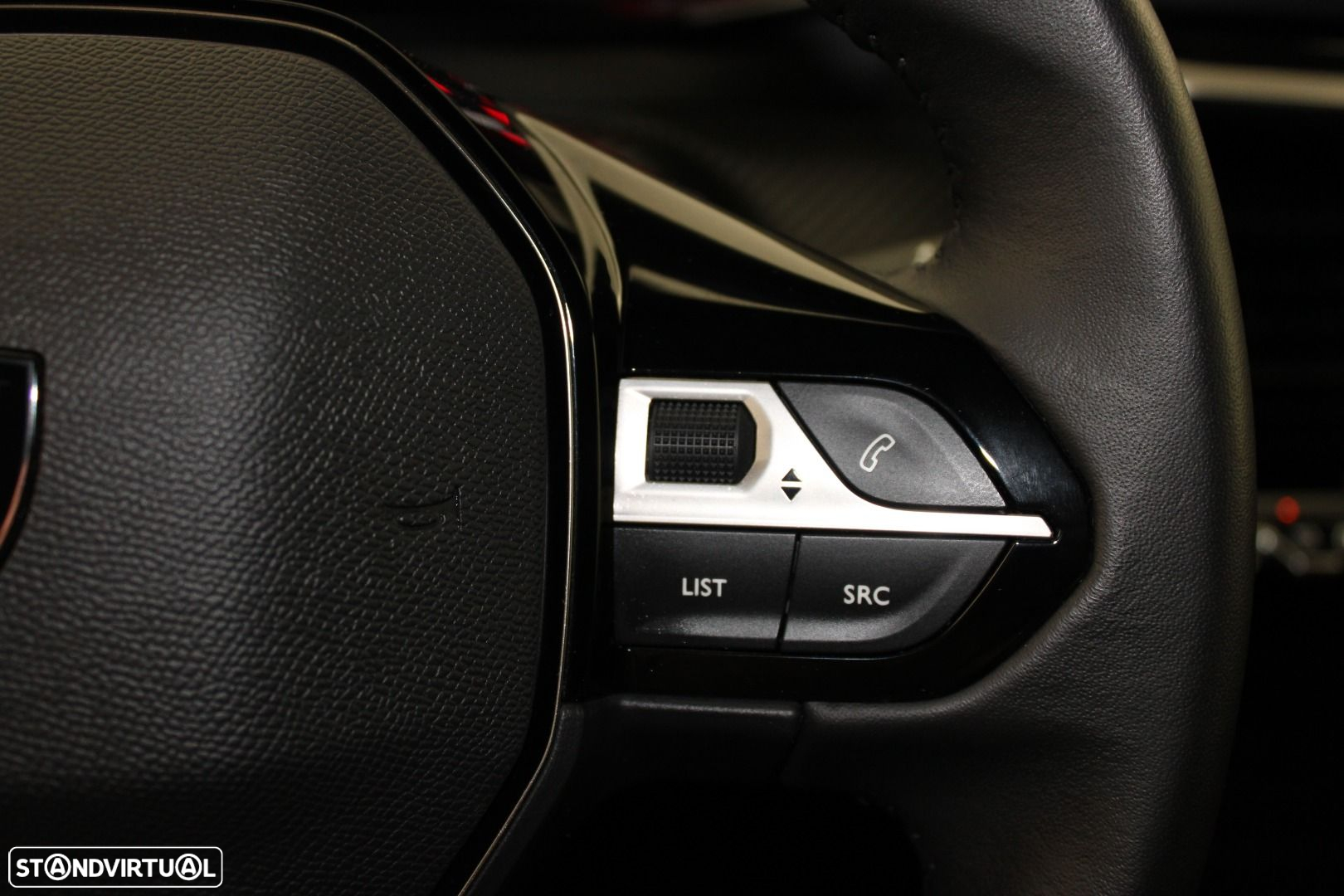 Peugeot 2008 1.2 PureTech Active - 11