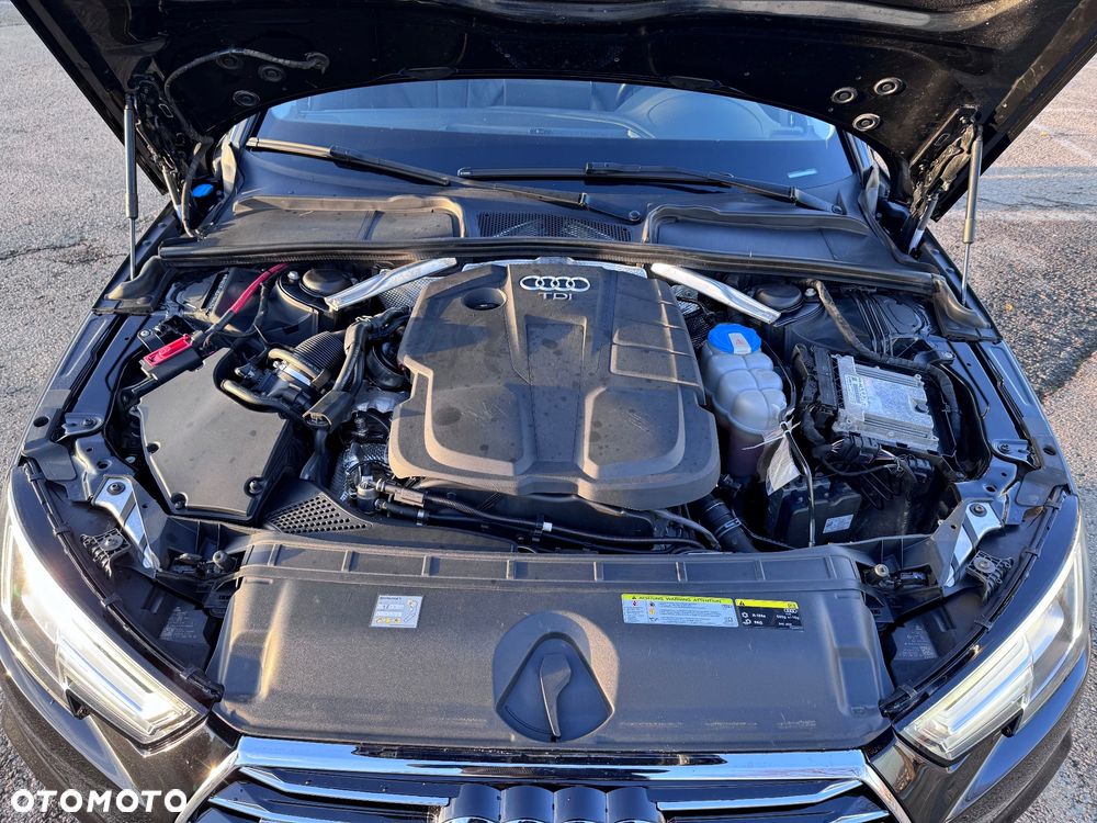 Audi A4 Avant 2.0 TDI S tronic quattro sport - 32