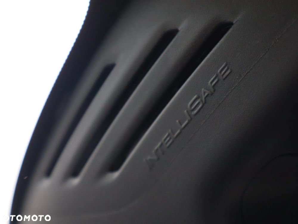 Volvo XC 40 T3 Momentum Pro - 25