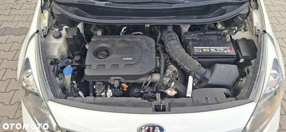 Kia Rio 1.1 CRDI Attract - 33
