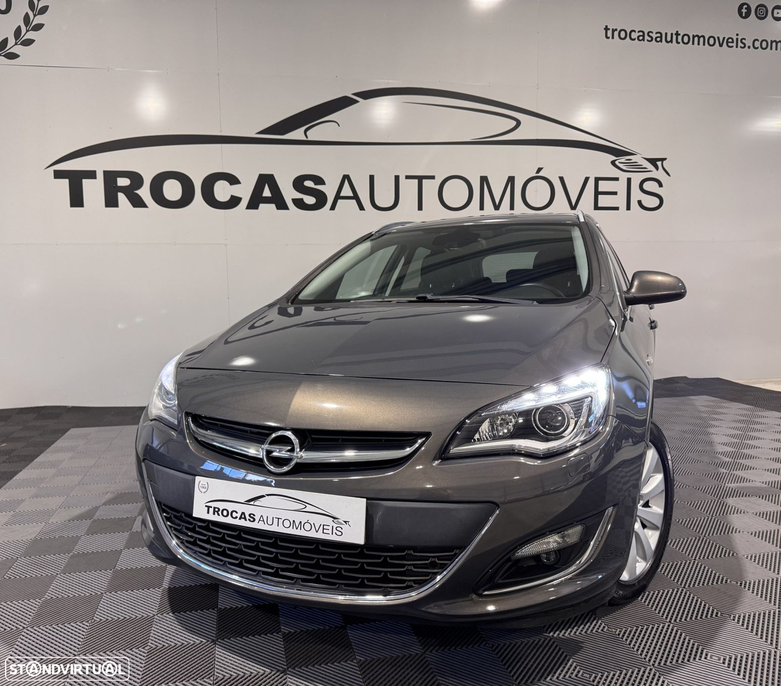 Opel Astra Sports Tourer 1.6 CDTi Executive S/S - 29