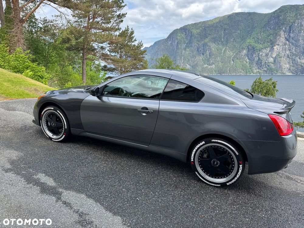 Infiniti G G37 - 3