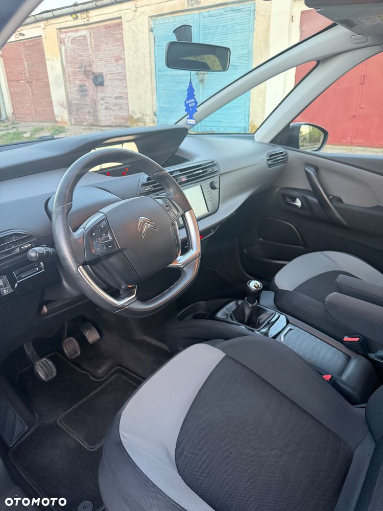 Citroën C4 Picasso VTi 120 Attraction - 19