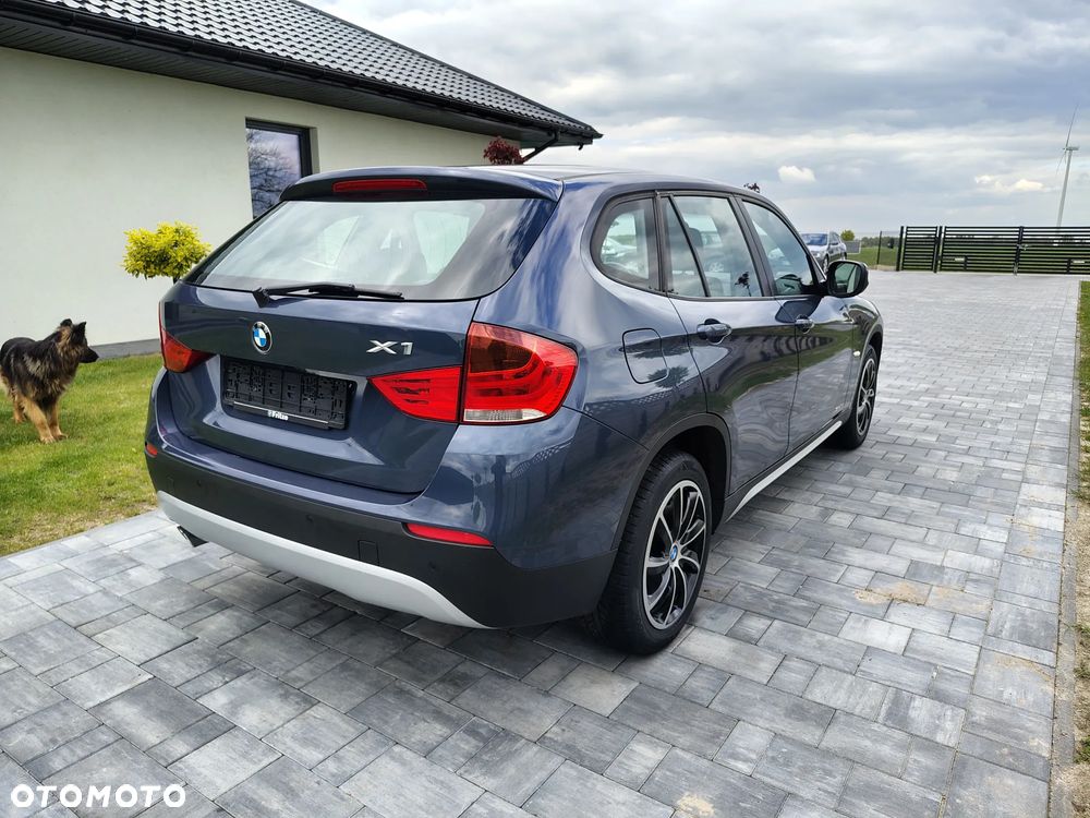 BMW X1 sDrive18i xLine - 16