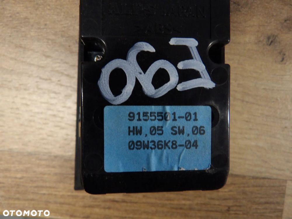 BMW - E90,E91 - PANEL , PRZEŁĄCZNIK SZYBY - LEWY PRZÓD - 9155501 - 2