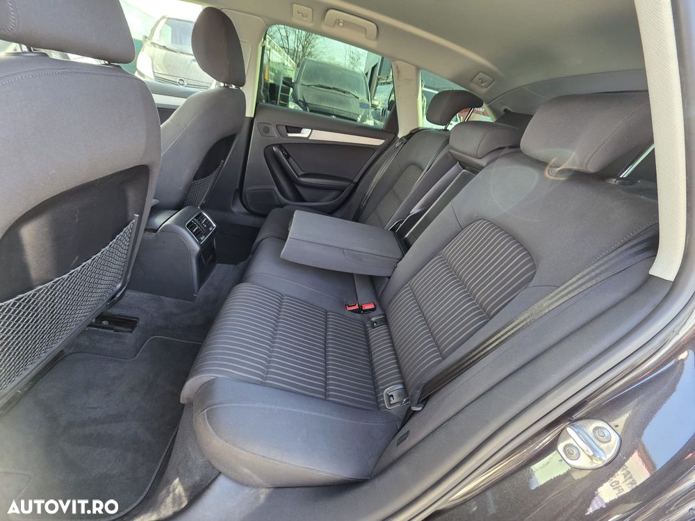 Audi A4 2.0 TDI DPF multitronic Ambiente - 9