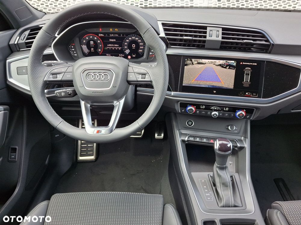 Audi Q3 Sportback - 20